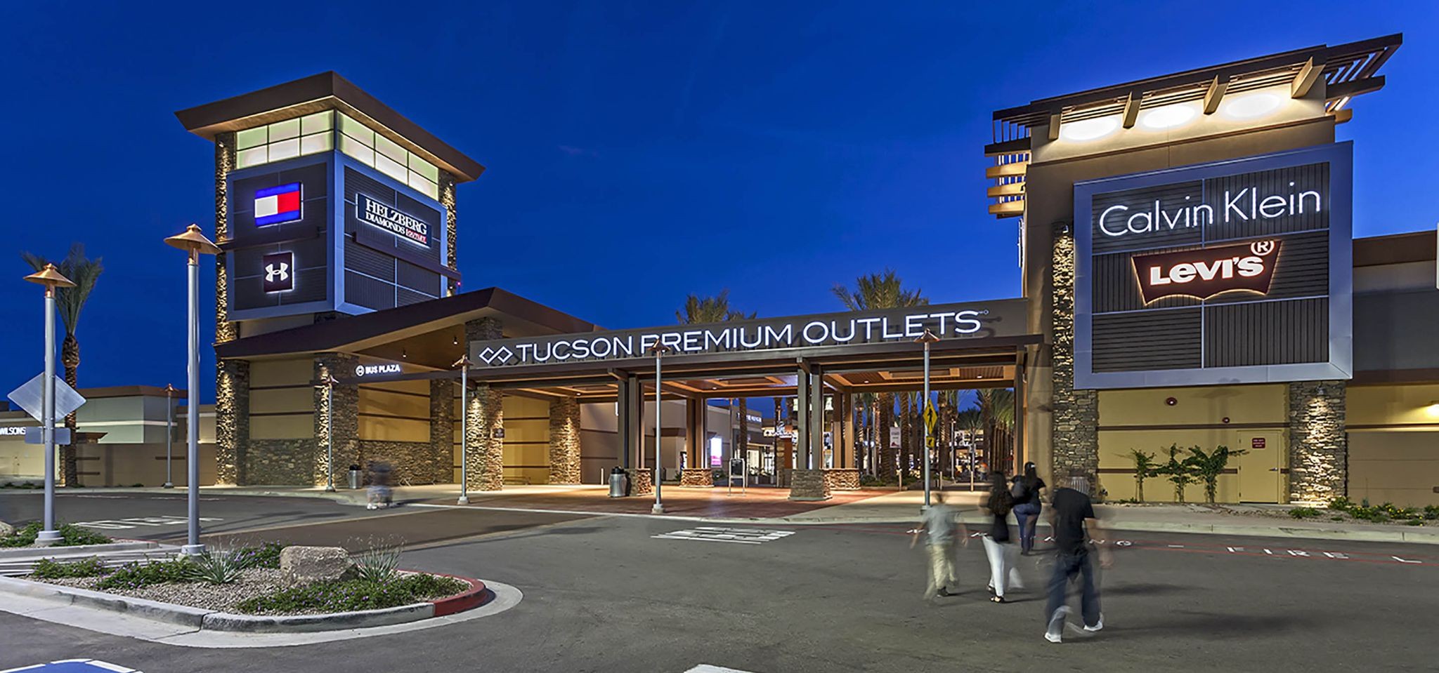 Tucson Premium Outlets